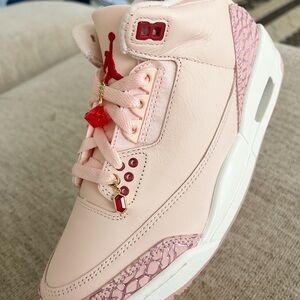 Jordan Retro 3 treat yourself Valentines 2026 edition  High-Top Sneakers